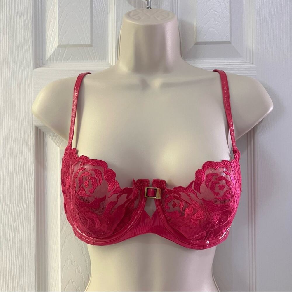 VICTORIA'S SECRET VERY SEXY PUSHUP WITHOUT PADDING FAUX LEATHER TRIM PINK 38C